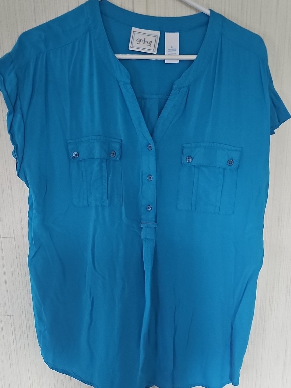 Gy!Gy Blue Split-Neck Button Front Women's Top